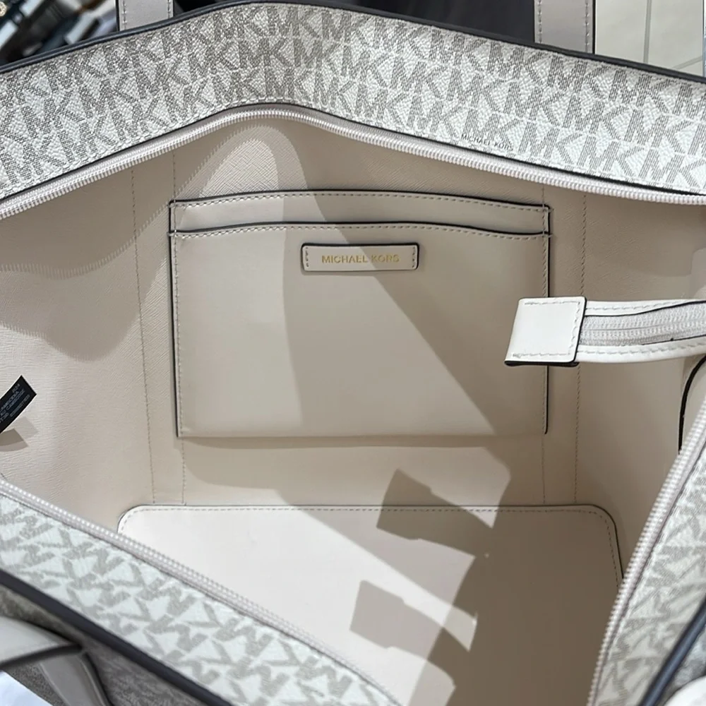 MICHAEL KORS Pratt Large Signature Logo Tote Shoulder Bag COLOR LIGHT CREAM NWT